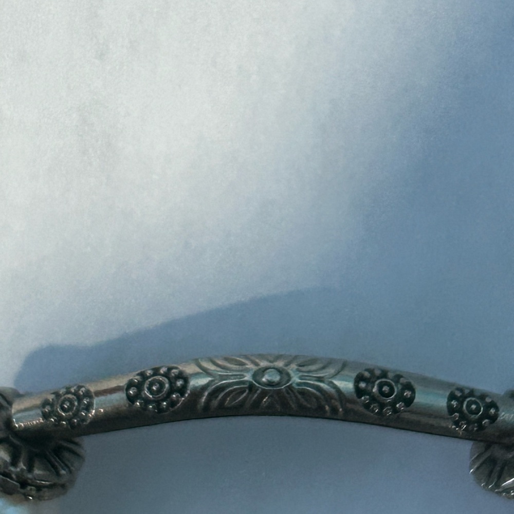 Brighton Pearl Spacer Silver Tone Stretch Heart Toggle Bracelet - Picture 7 of 7